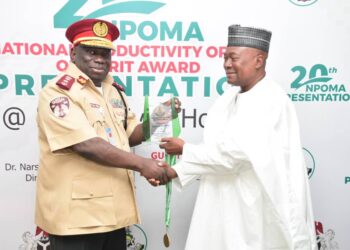 NPC Begins Presentation of National Honor to Recipients.