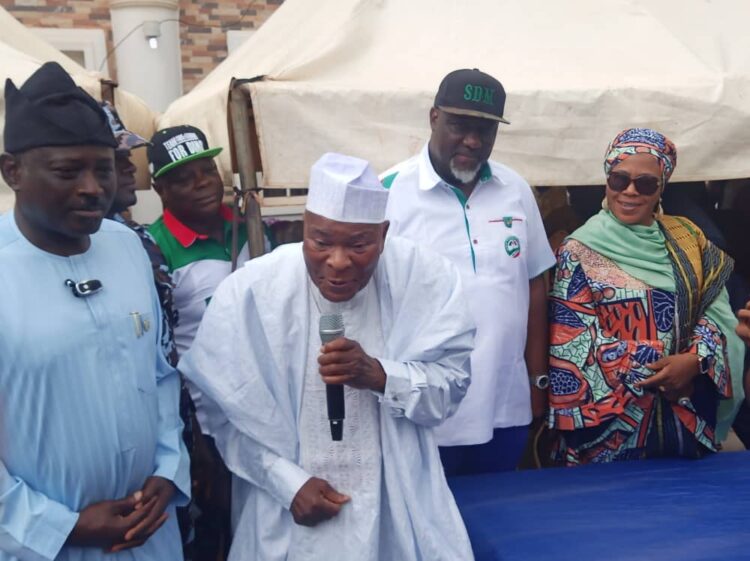 Former Kogi Governor, Ibrahim Idris Presents Senator Dino Melaye To Kogi Easterners, 