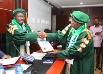 Amshi Bags Leadership Award.