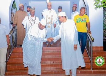 #Photospeak  Governor Dikko Umaru Radda,PhD this afternoon visited President Muhammadu Buhari in Daura .