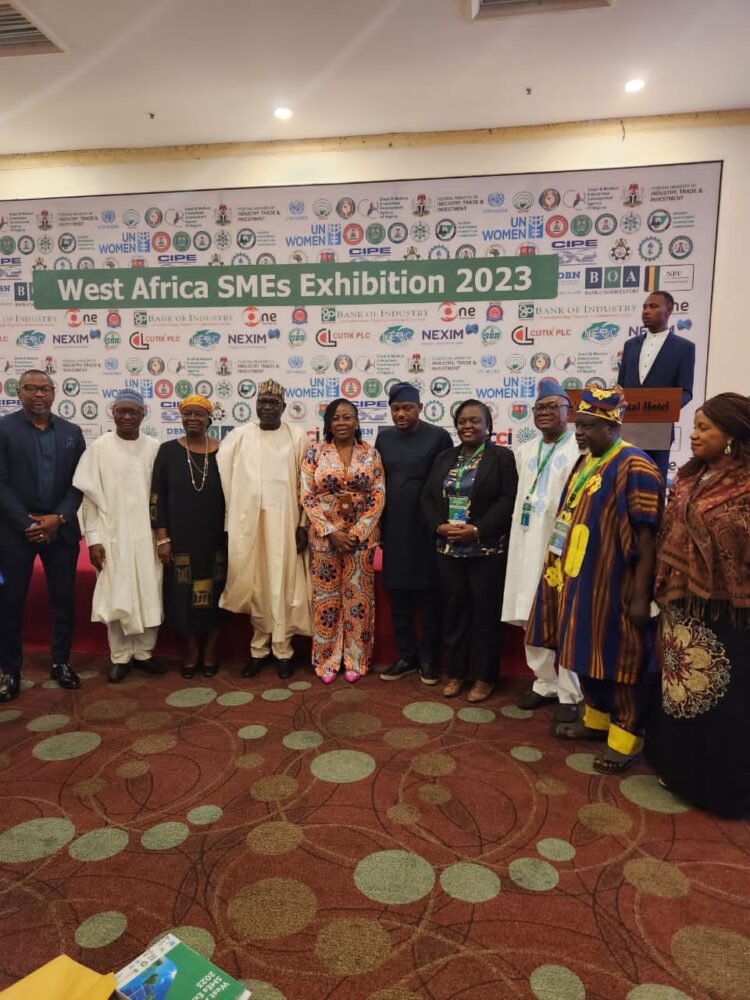 Director General, National Productivity Centre Attends SME’s Exhibition, Lauds Organisers