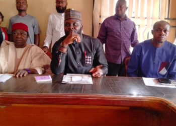 OMALA COUNCIL CHAIRMAN INAUGURATES TRANSITION COMMITTEE : CHARGES THEM ON SERVICE TO HUMANITY.