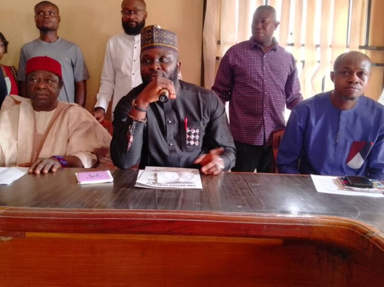 OMALA COUNCIL CHAIRMAN INAUGURATES TRANSITION COMMITTEE : CHARGES THEM ON SERVICE TO HUMANITY.