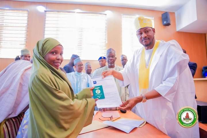 Governor Radda Hosts Katsina Students Departing to Egypt for Foreign Scholarship.