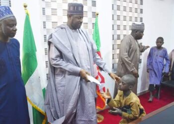 Governor Radda Receives 35 Abducted Civilians Rescued by Military Troops.