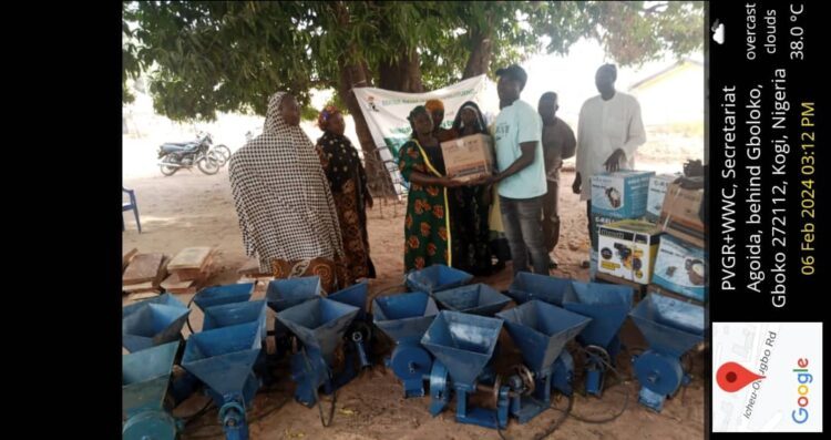 NPC/ Ex- Federal Lawmaker Empowers Women and Youths in Kogi.