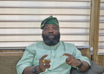 Oyo Govt Directs Removal of Shanties, Frowns At Dumping of Building Materials on Roadside.