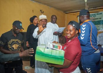 APC Chairmanship Candidate, Idah LGA, Alilu Praises Senator Echocho over Human Capital Development, Youth  Empowerment, Training.