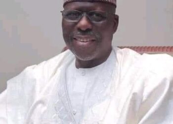 BIRTHDAY ANNIVERSARY   HON. ALHAJI ALFA HALILU FELICITATES WITH HIS EXCELLENCY CAPTAIN IDRIS WADA ON HIS BIRTHDAY