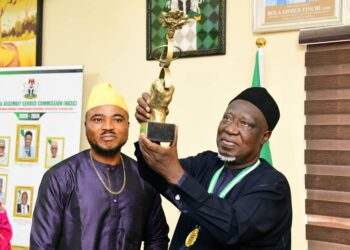NASC Chairman, Kadi Amshi Bags Leadership Award.