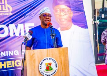 Oyo Govt Converts 55 Workers to New Cadres.