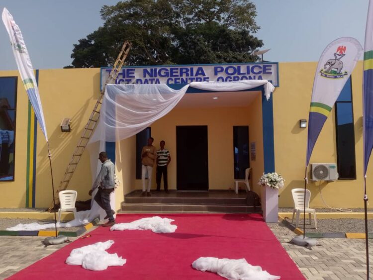 Celebrations as Ogbonna Youth Forum, Peter Dunia build multi-million naira DPHQ, ICT-Data Centre for Ogbona Community. 