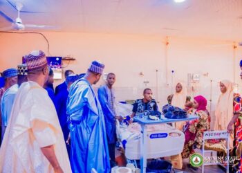 Gov. Radda Visits Federal Teaching Hospital Katsina, Extends Support to Patients.