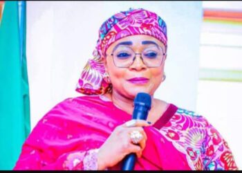 Hardship: Women Affairs minister lifts over 300 women out of hunger in Nasarawa