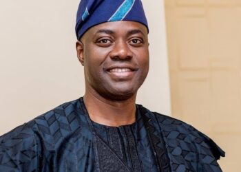 Oyo Govt. Converts 1,591 Local Govt Ad-hoc Workers To Permanent Staff  _…Distribution of Letters To Begin Monday_