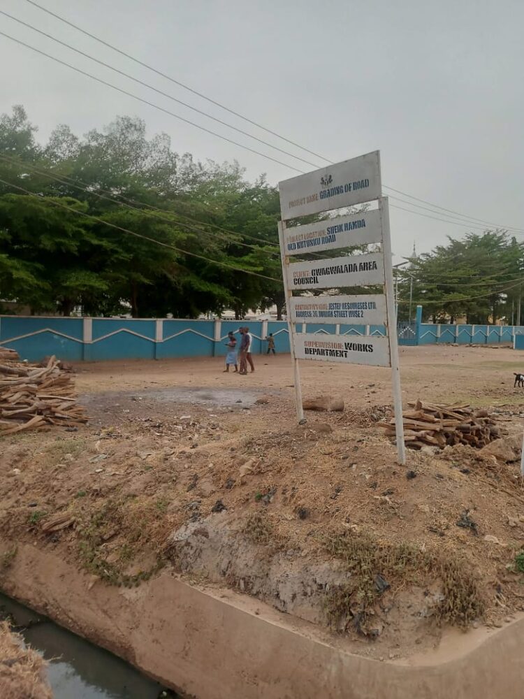 Construction; Include Abandoned Sheik Hamdan , Kutunku Road ,Gwagwalada Residents Beg Barrister Nyesom Ezenwo Wike .