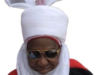 Senator Barau mourns Galadiman Kano, attends burial in Kano