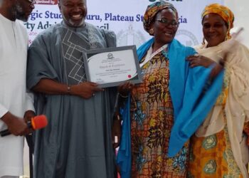 IPAC Women Directorate Honors Chairman , Maman Dantelle.
