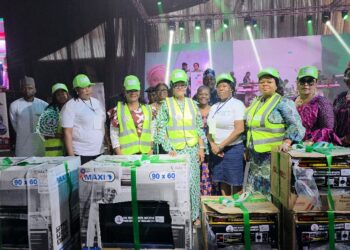 Jubilation as 500 Rivers Women Receive SDGs/RHI Empowerment Items in Port Harcourt