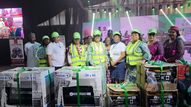 Jubilation as 500 Rivers Women Receive SDGs/RHI Empowerment Items in Port Harcourt