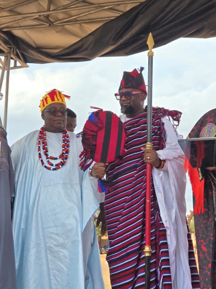 BEHOLD THE OSILOMA K’IDOMA (The Rightful One Is Born)
