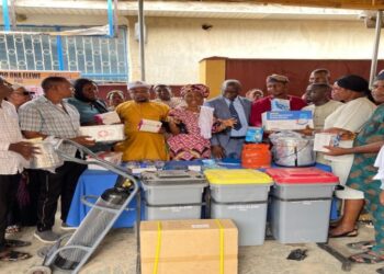 Oyo Govt Begins Upgrade of 66 PHCs to Boost Healthcare Delivery        _…provides Modern Equipment, 10KVA Solar Inverters, Incinerators_