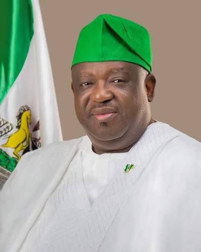 BLOCKING GOVERNOR MUTFWANG’S INTENDED DEFECTION TO APC, NOT IN PARTY’S INTEREST. …BEING TEXT OF A PRESS CONFERENCE ADDRESSED BY CONCERNED PLATEAU APC LEGACY MEMBERS, HELD AT THE NUJ PRESS CENTRE, JOS ON FRIDAY 5TH DECEMEBER, 2025