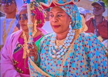 Sauraniyar Hajiya Zuwaira Gambo; A Prophetess Honored at Home ,     By Abubakar Yusuf 