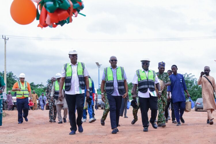 FEDERAL HOUSING AUTHORITY COMMENCES RENEWED HOPE ESTATE IN OSOGBO.
