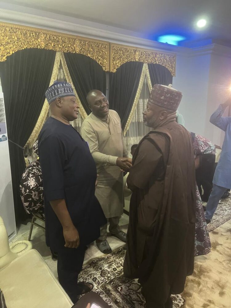 APM National Chairman, Dantale Condoles family of Former Kogi Governor, Alhaji Ibrahim Idris 